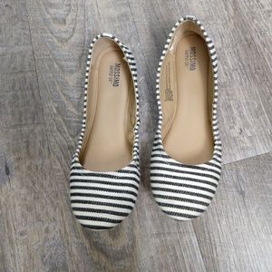 Mossimo flats